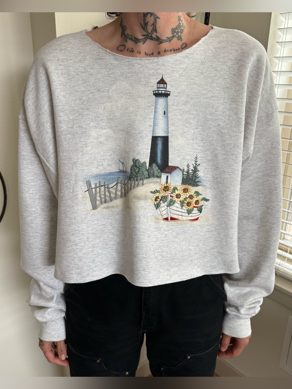 Vintage 80s 90s Cropped Lighthouse Sunflowers Graphic Sweatshirt ~ Size Large